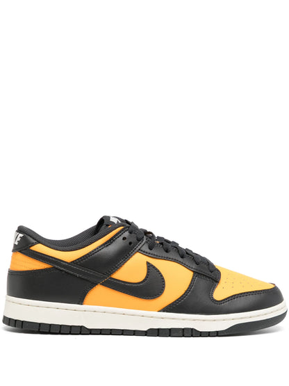 Nike Dunked Low Sneakers