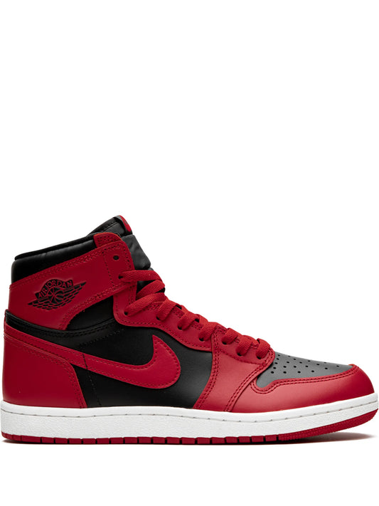 Air Jordan 1 Retro High OG Sneakers