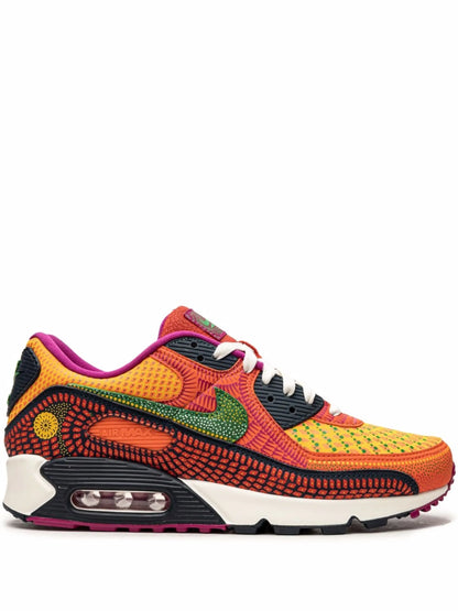 Nike Air Max 90 Trainers