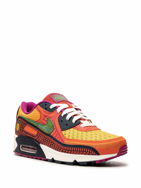 Nike Air Max 90 Trainers
